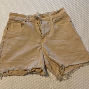 H&M tan distressed shorts size 6